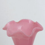 Vase rose pied verre de lait torsadé