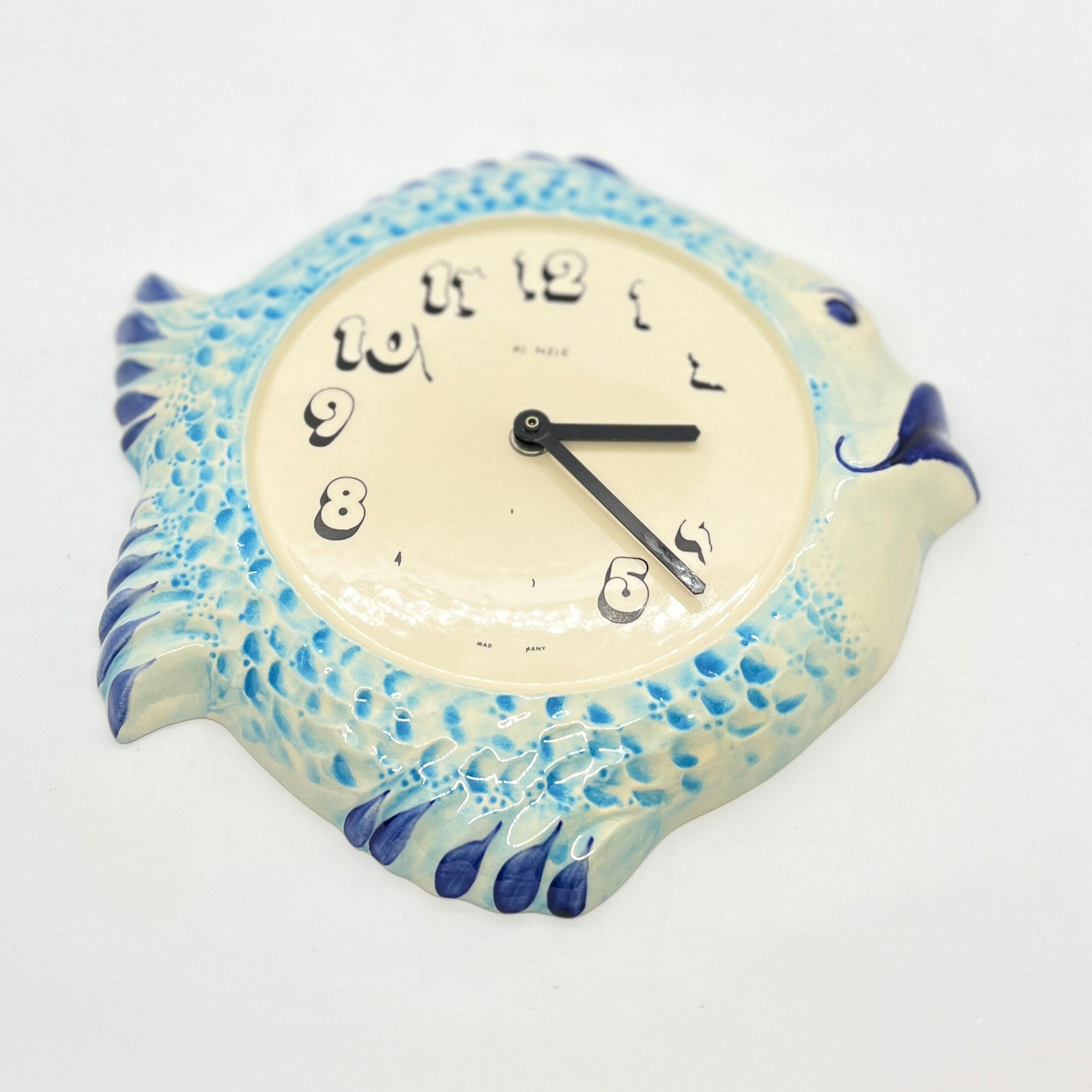 Popart fish-shaped wall clock, Kienzle, Germany, 1980s