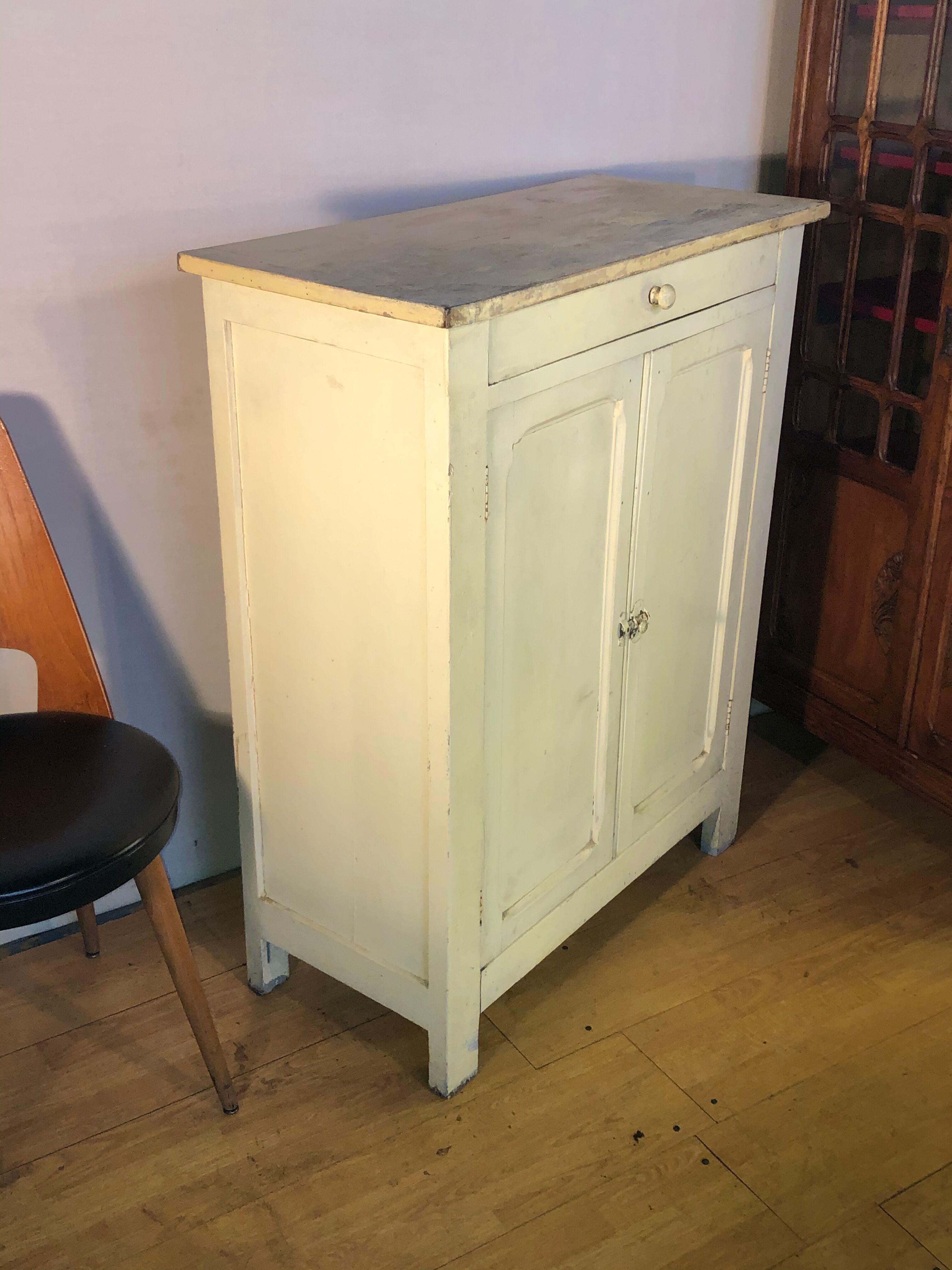 Small Parisian buffet 1950