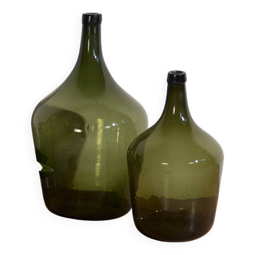 Demijohns anciens de couleur vert olive (c.1920). Ensemble de 2 pièces n°8