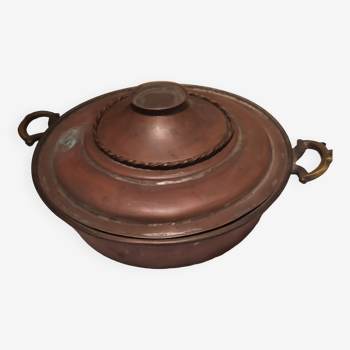 Rotir dish with 18th copper lid and bronze handles