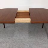 Oval extendable teak table by Nils Jonsson for Troeds 50s/60s
