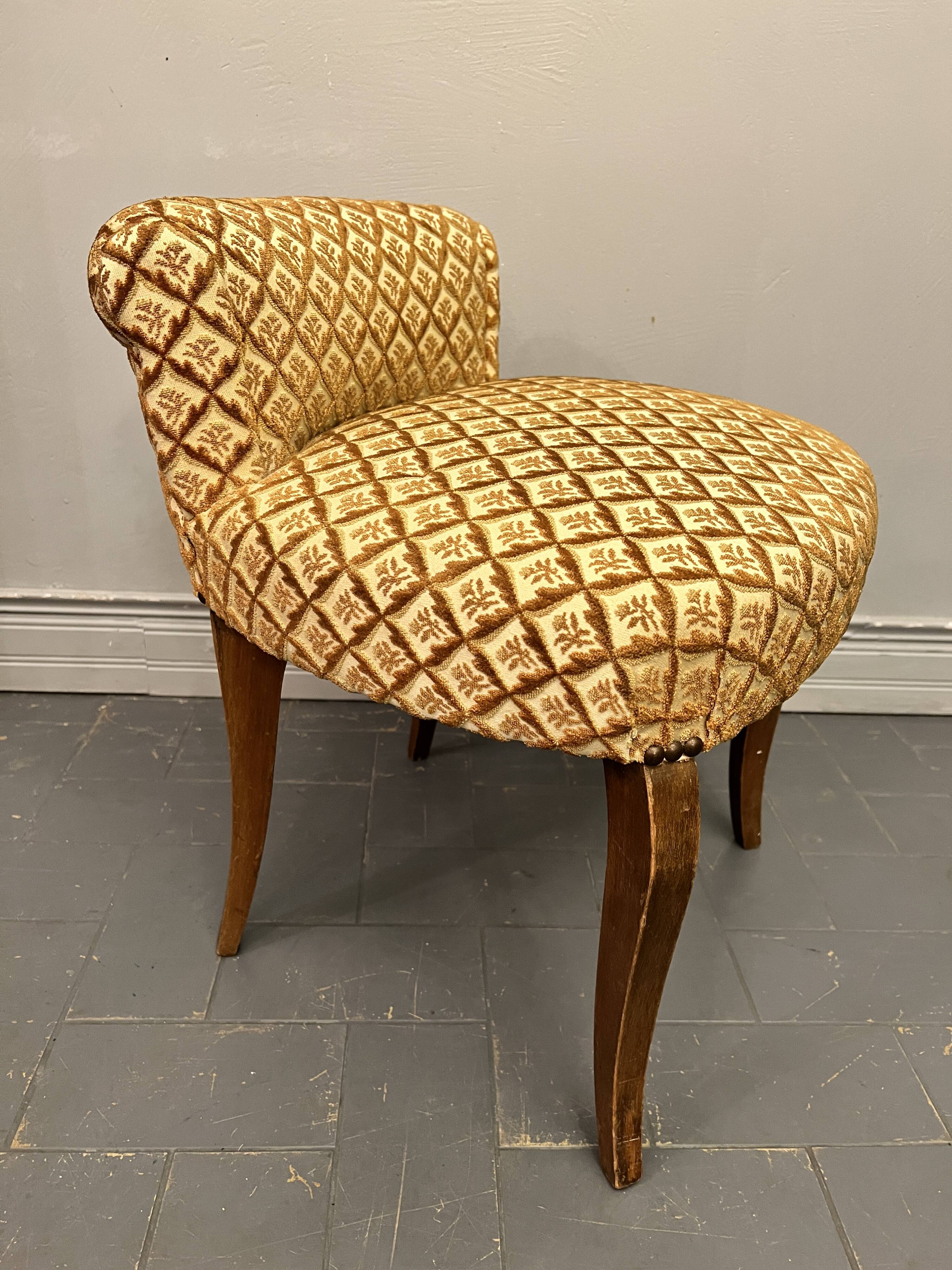 Antique toad armchair