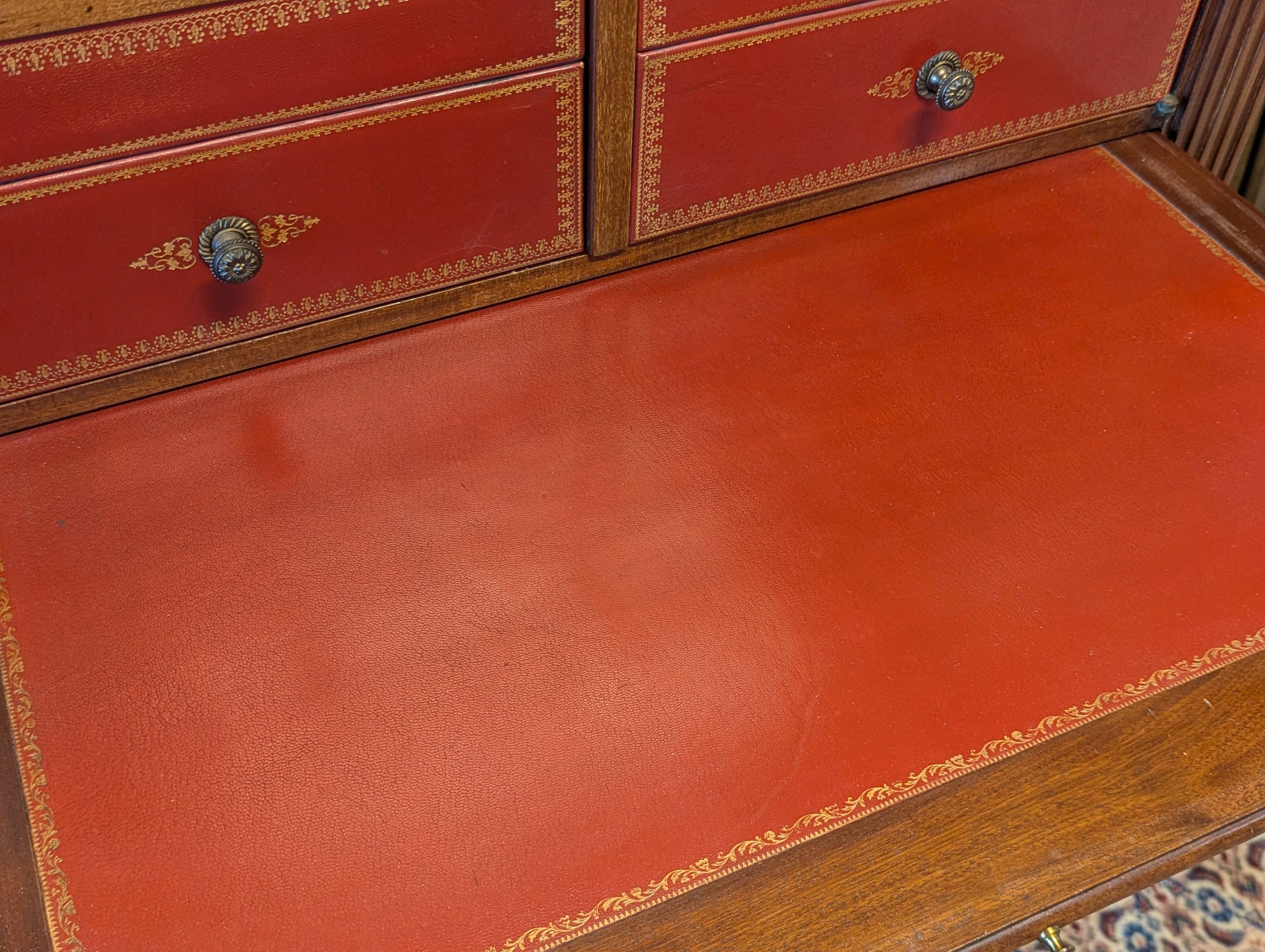High buffet in the style of a cabinet maker