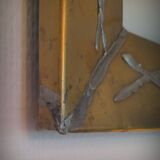 Miroir brutaliste en laiton par Jean Goardere, France, années 1970