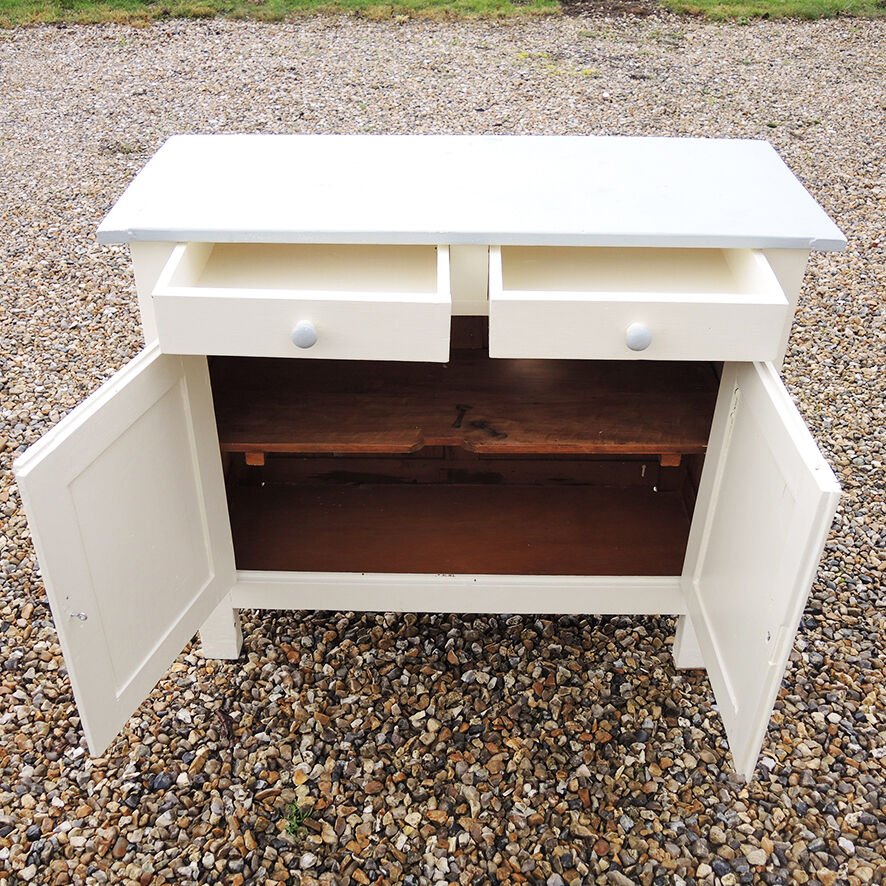 Old low Parisian sideboard in white wood