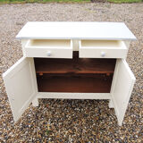 Old low Parisian sideboard in white wood