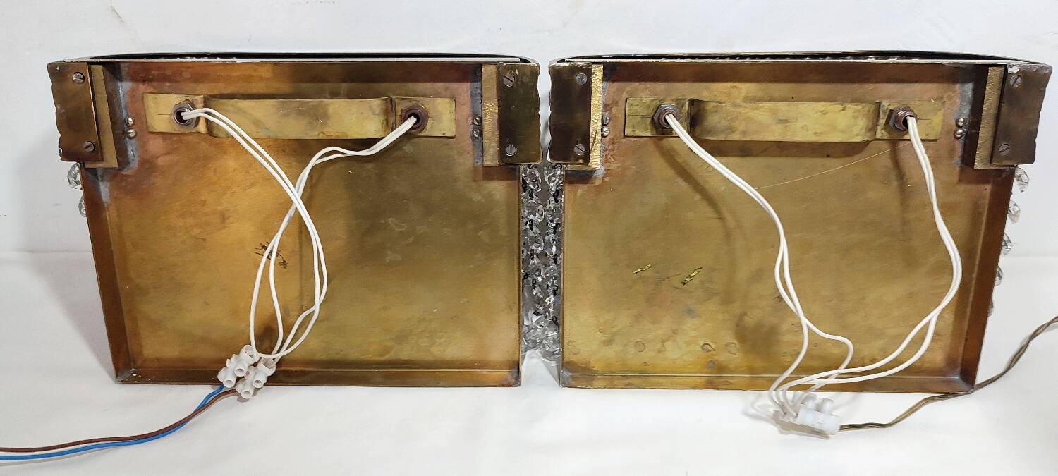 Par de lámparas de pared. España, 1960s.