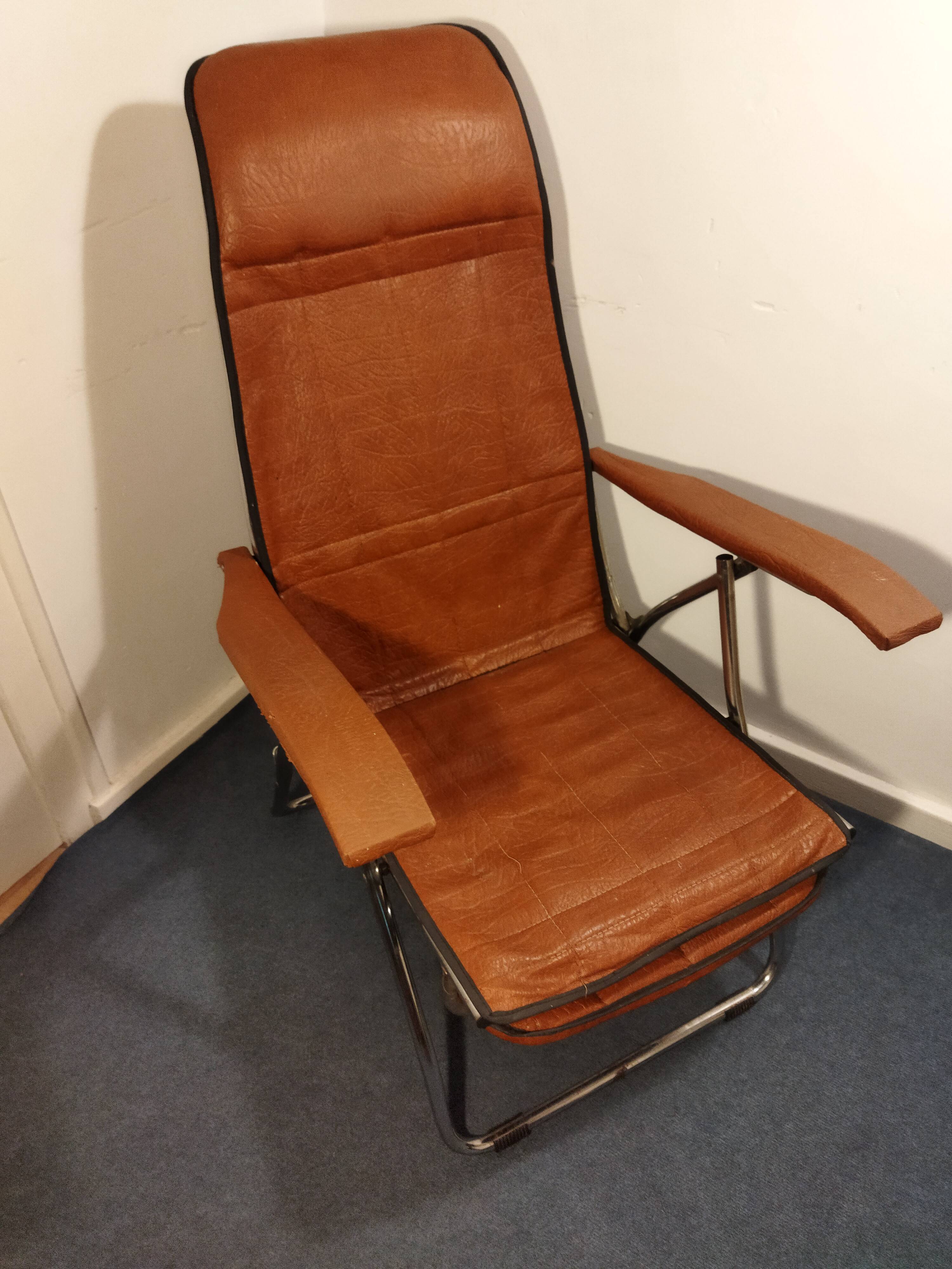 Italian folding armchair