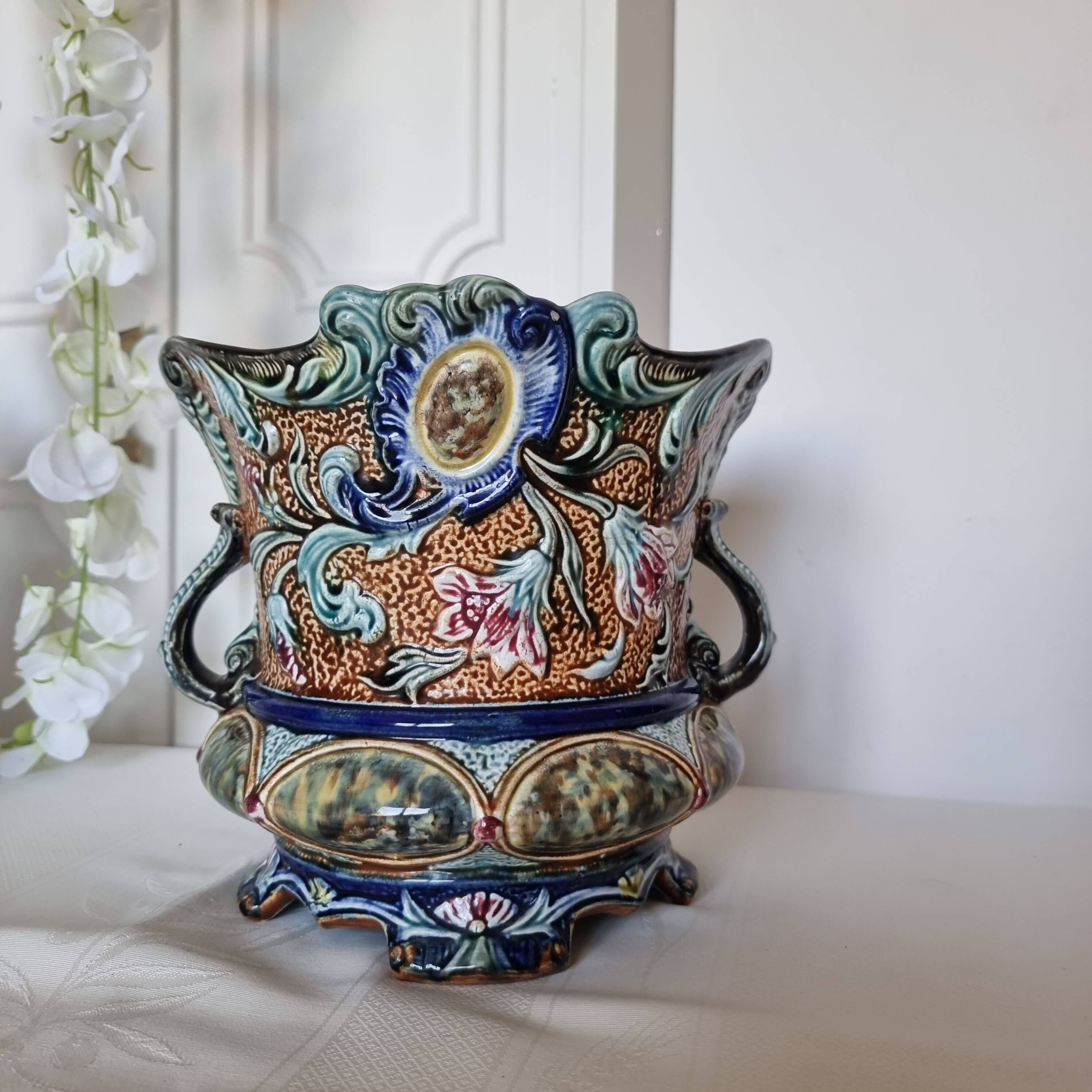 Antique ceramic macetero Barbotines Onnaing Siglo XIX Art Nouveau