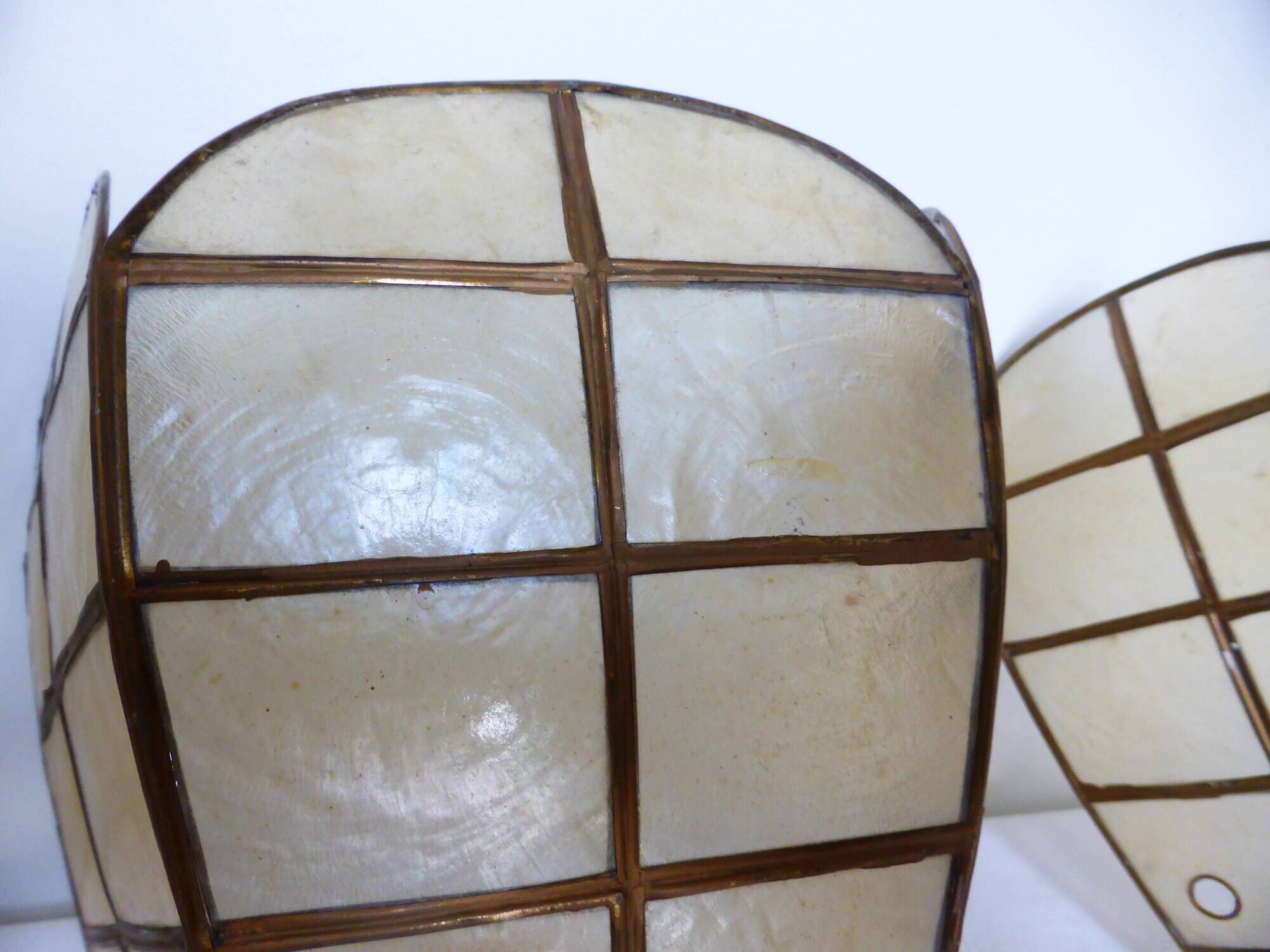 Vintage mother-of-pearl and brass wall lamp 210897