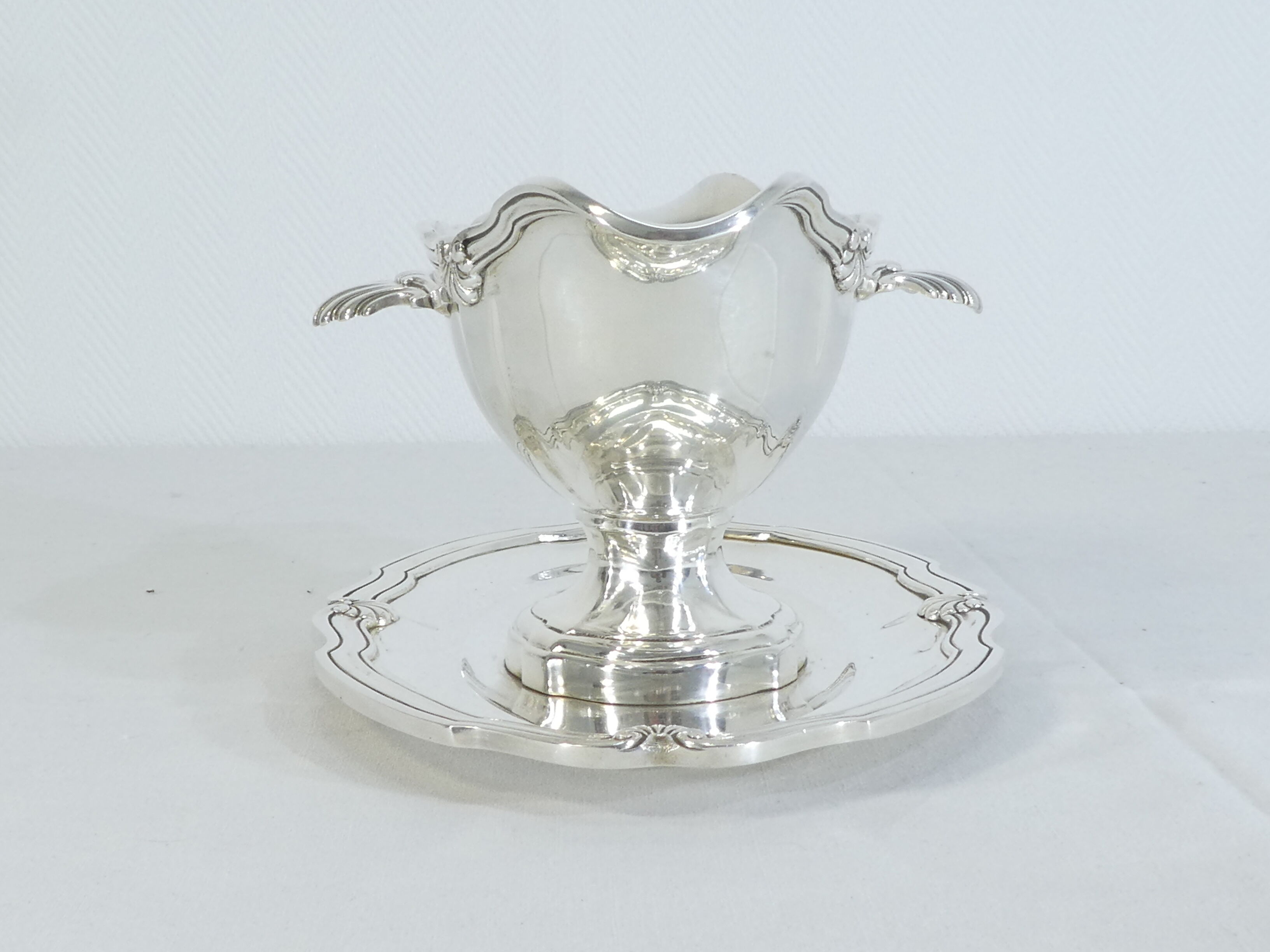 Victor Saglier gravy boat in silver metal