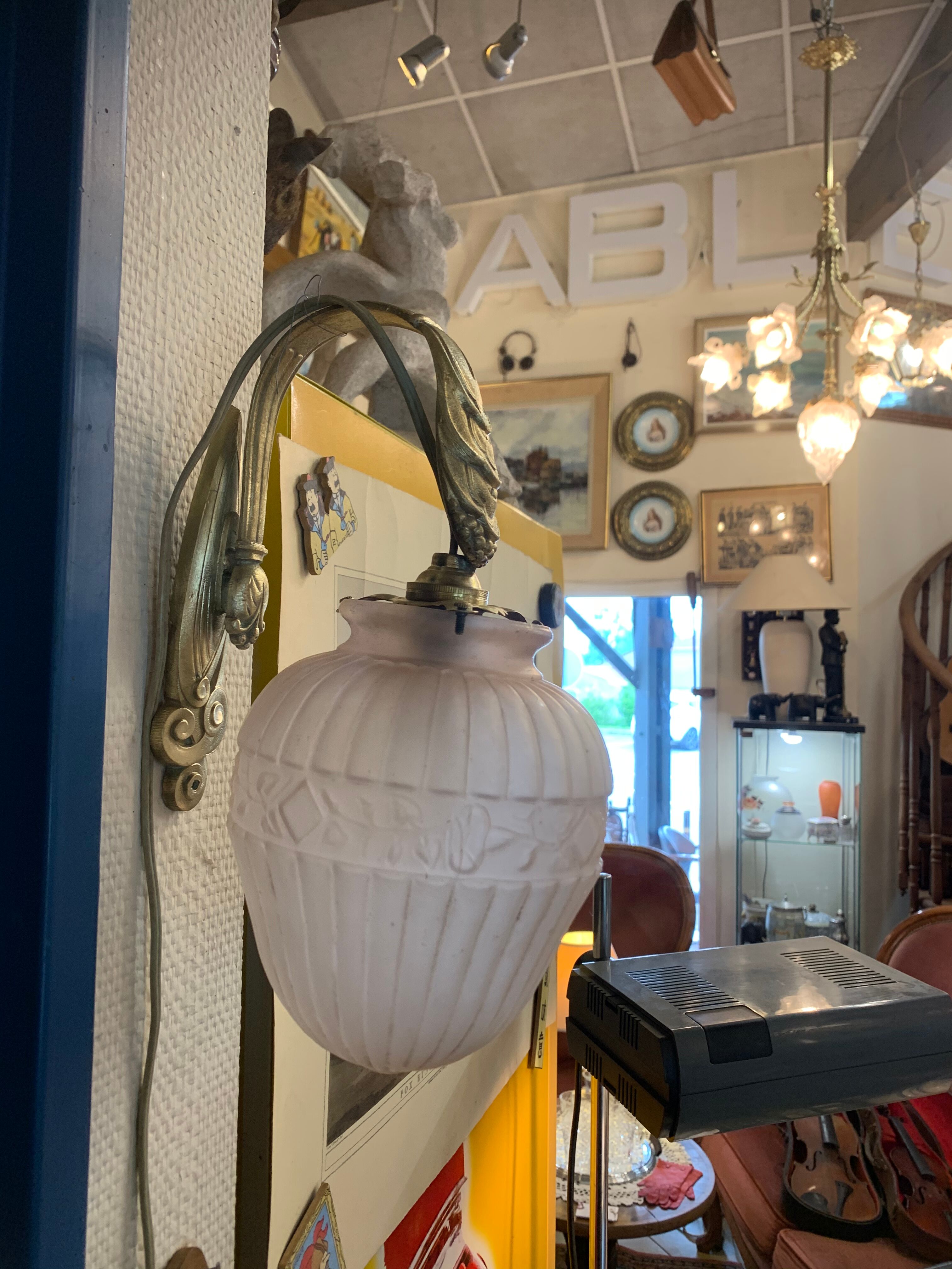 Sconce in bronze art deco