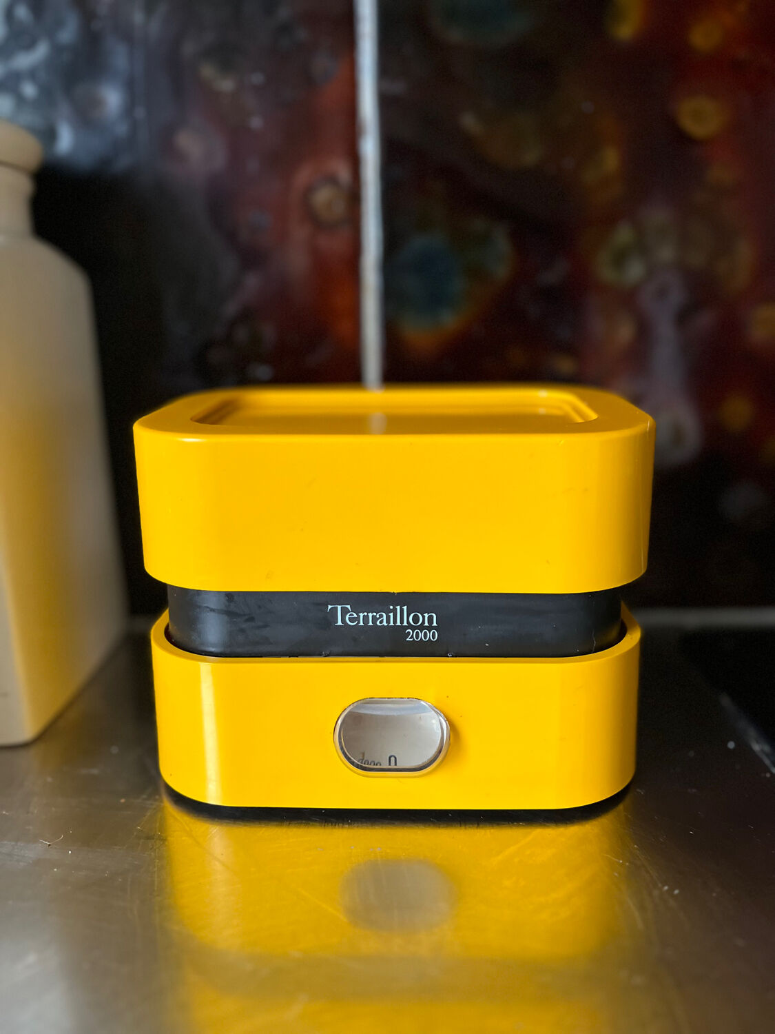 Terraillon 2000 vintage yellow scale
