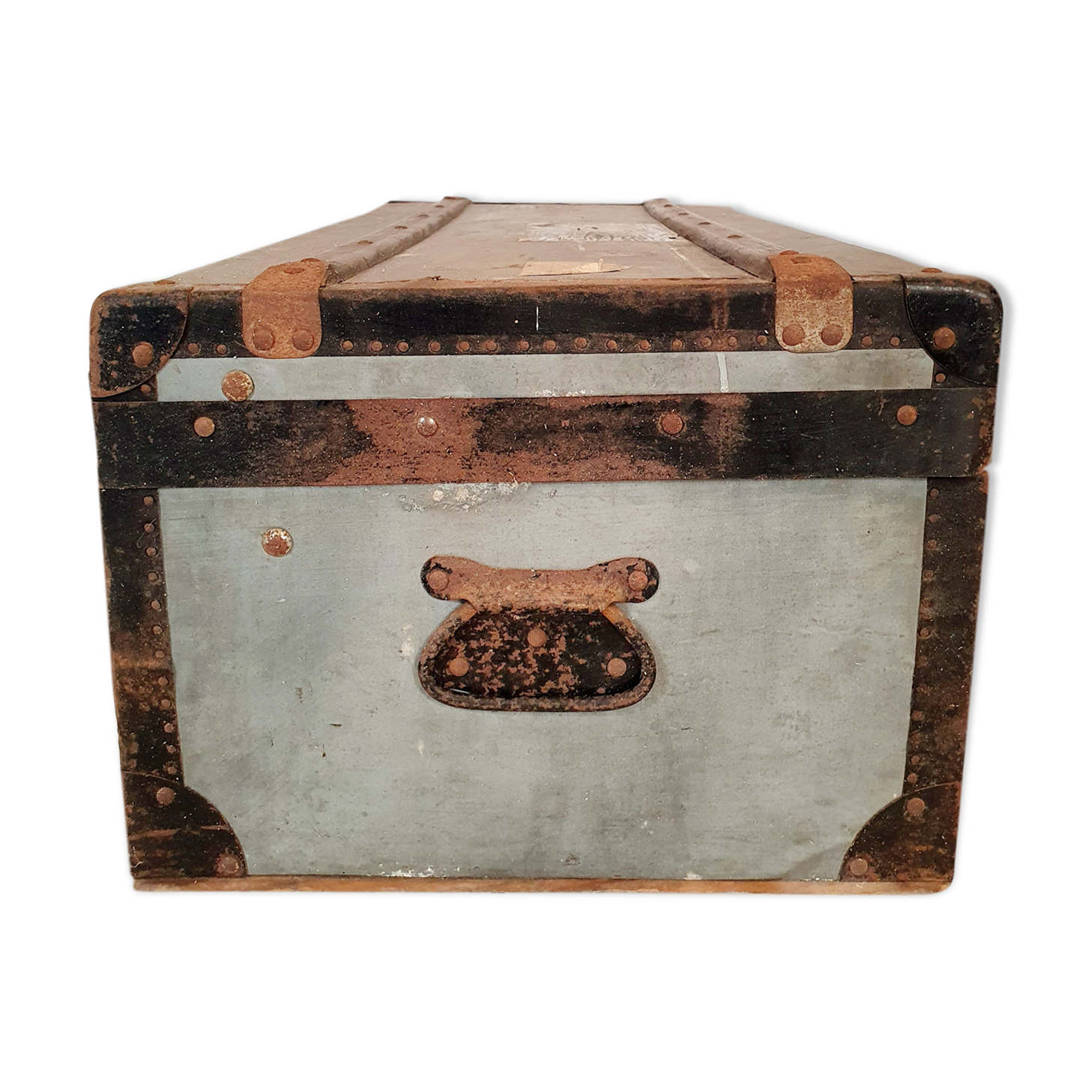 Military malle of an auxiliary war doctor 14-18