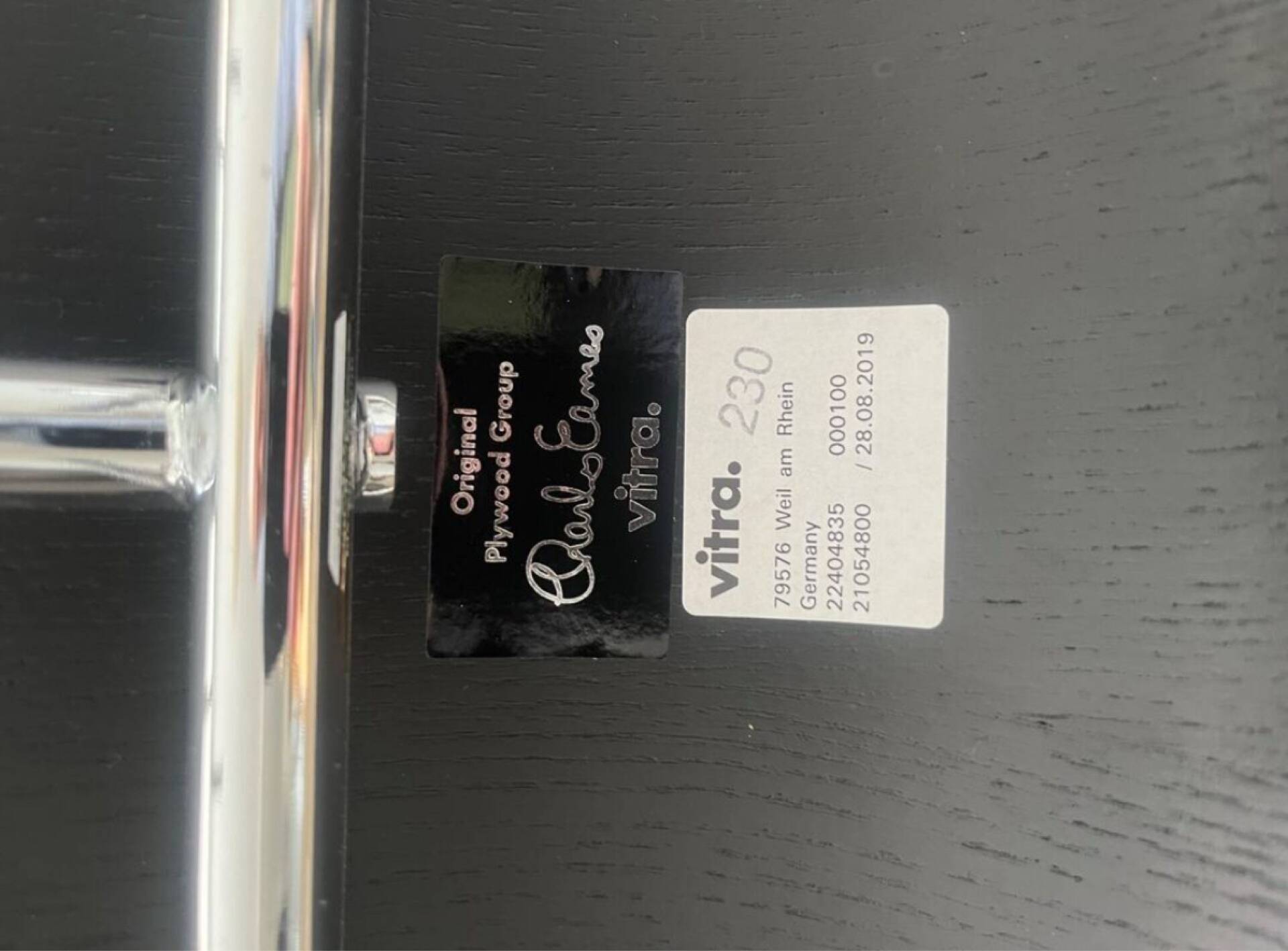Fauteuil LCM Eames en frêne noir