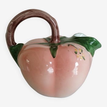 Slush fruit pitcher