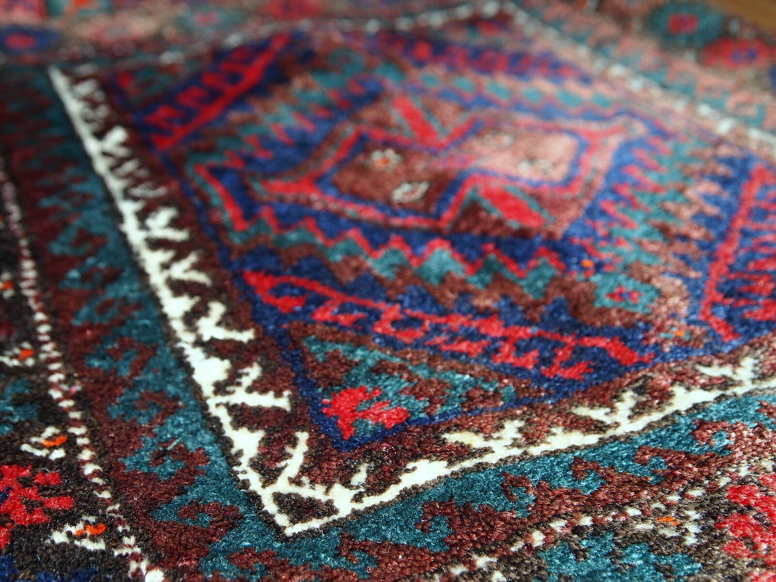 Tapis ancien Persan Kurdish fait main 50 x 59cm
