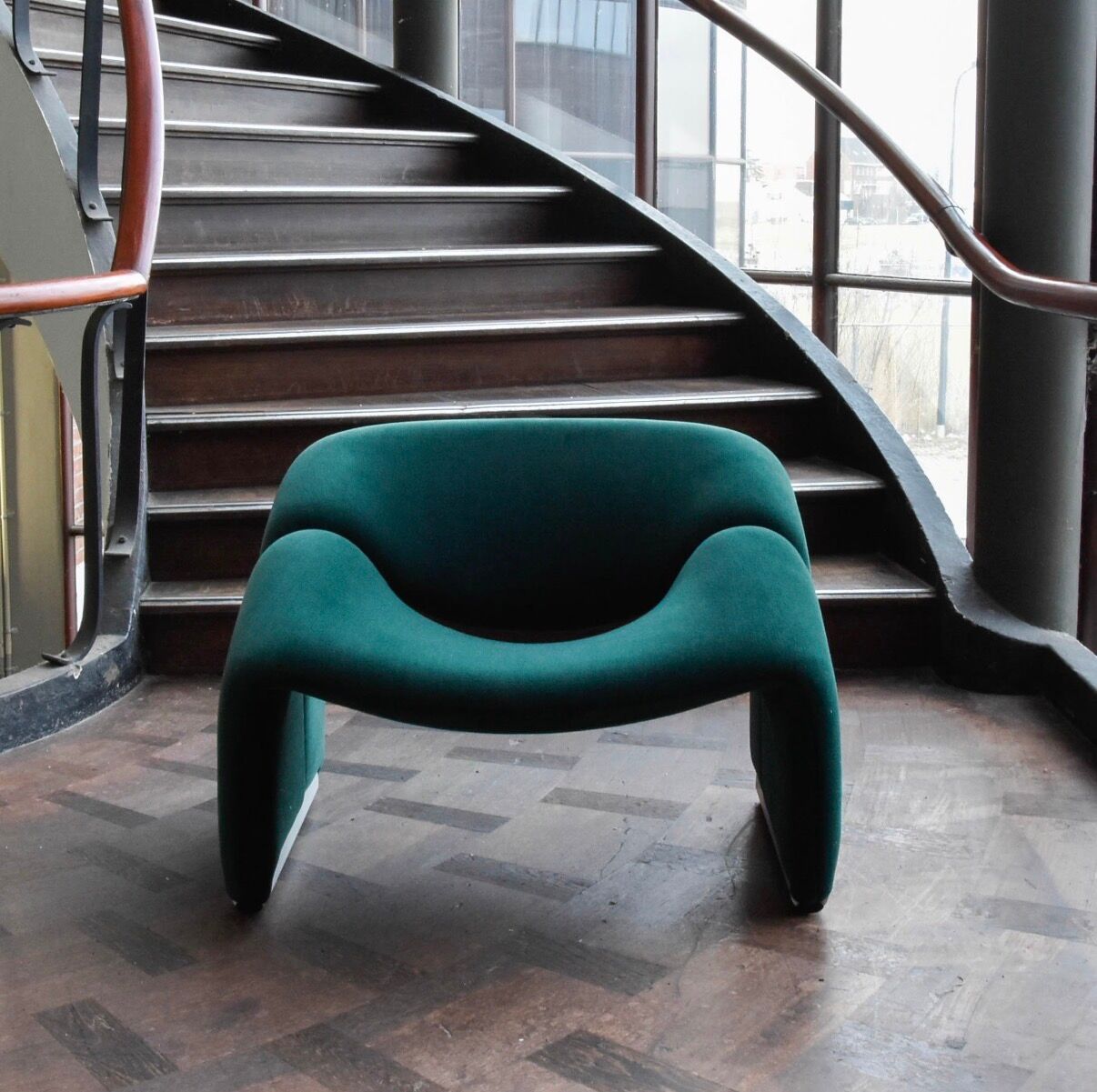 Artifort Groovy Armchair