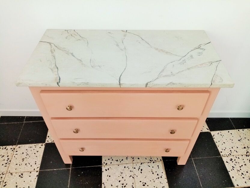 Vintage pink commodity