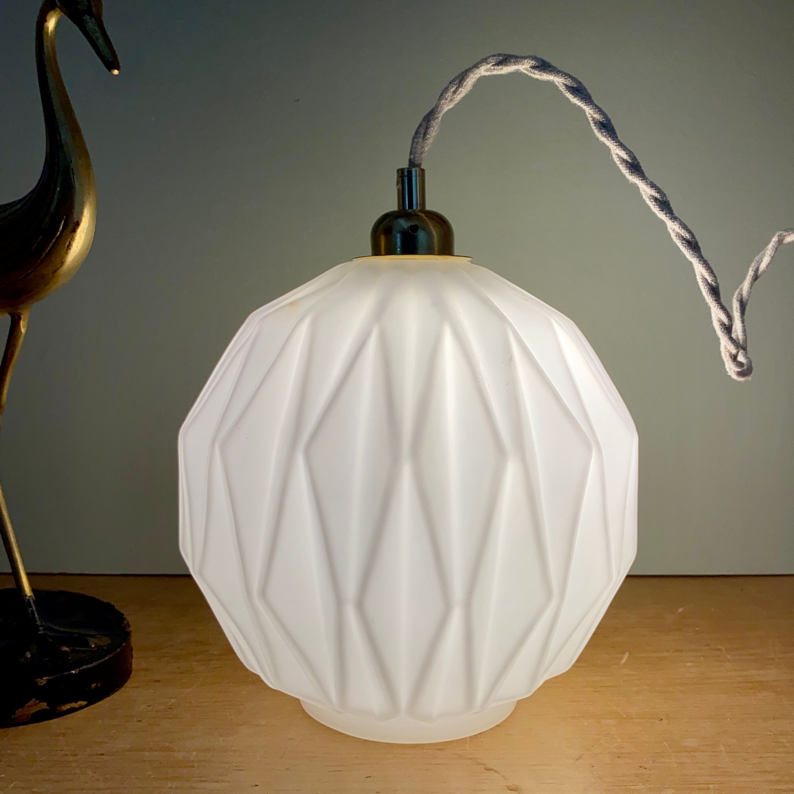Vintage origami globe pendant lamp in white opaline