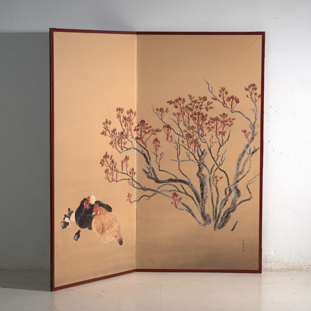 Ancient Japanese folding screen with two panels on a gold background – Japan, circa 1920