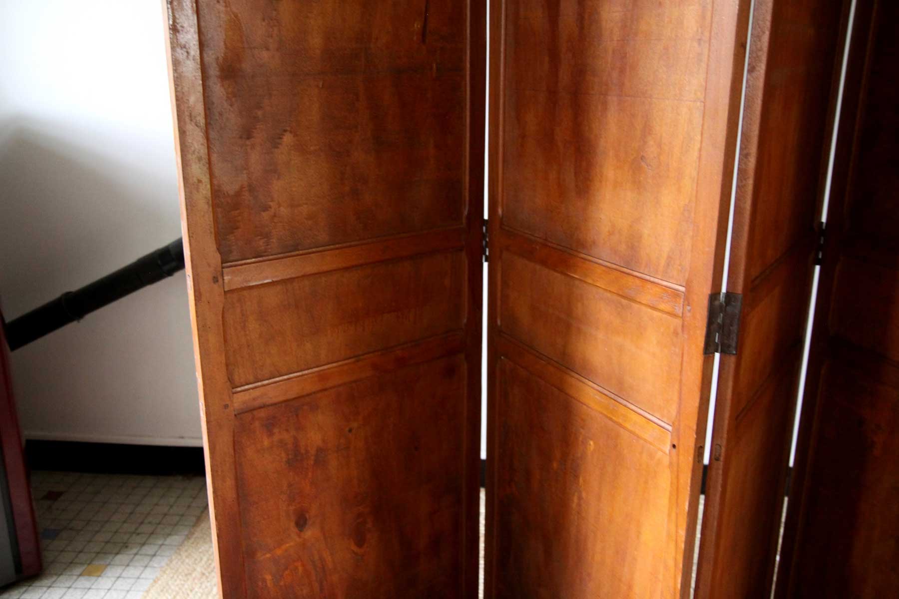 Wooden screen 5 instores