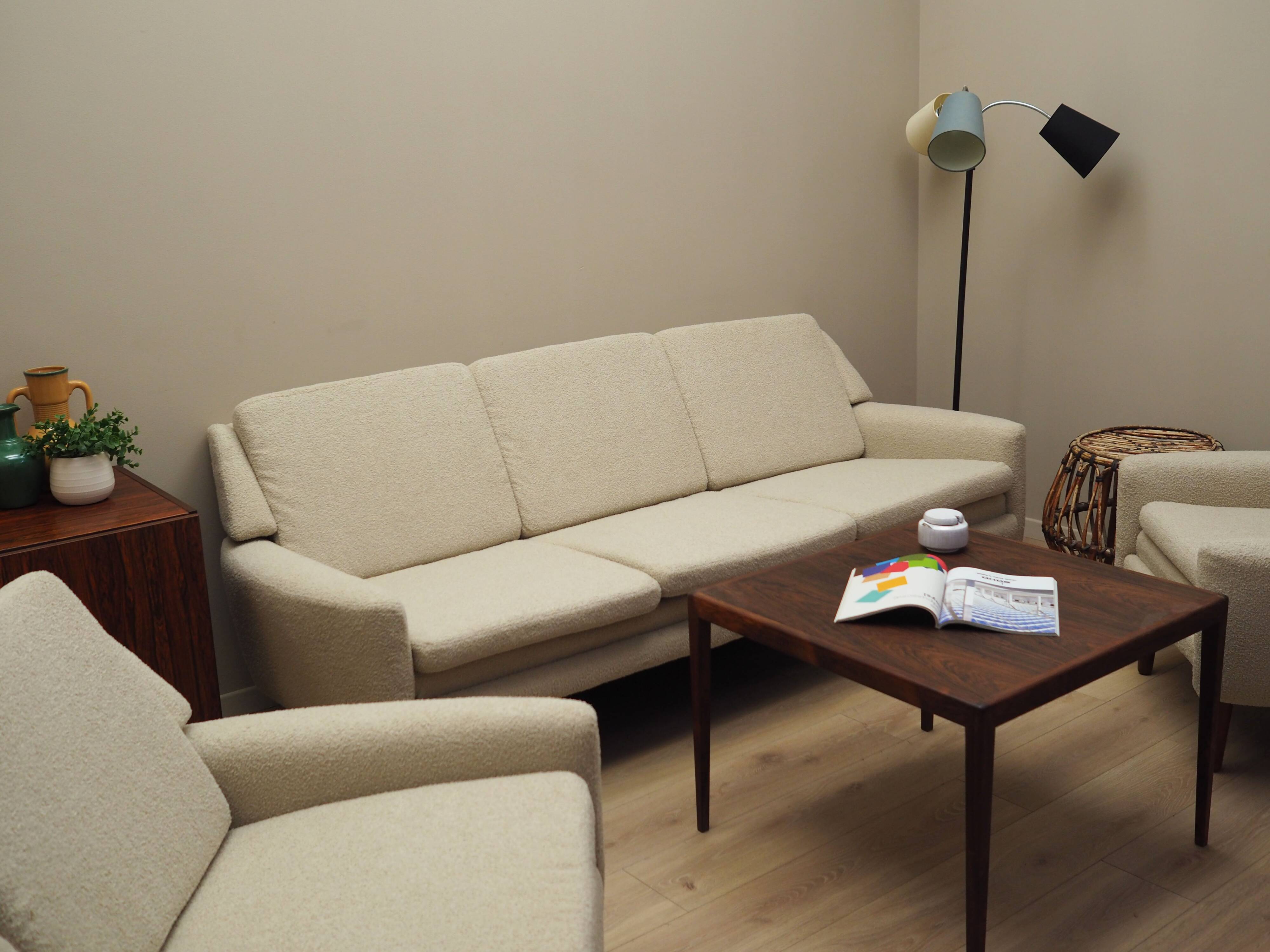 Canapé crème, design danois, années 1970, production : Danemark