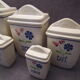 Set de 5 pots a épices anciens art-déco en faience de Lunéville modèle "Marcelle"