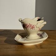 Saucier ancienne en faïence rose de Badonviller modèle Jasmin
