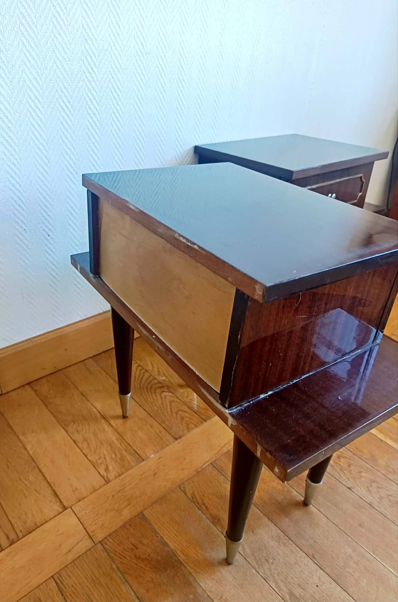 Paire de chevets en bois laqué mid-century 1950