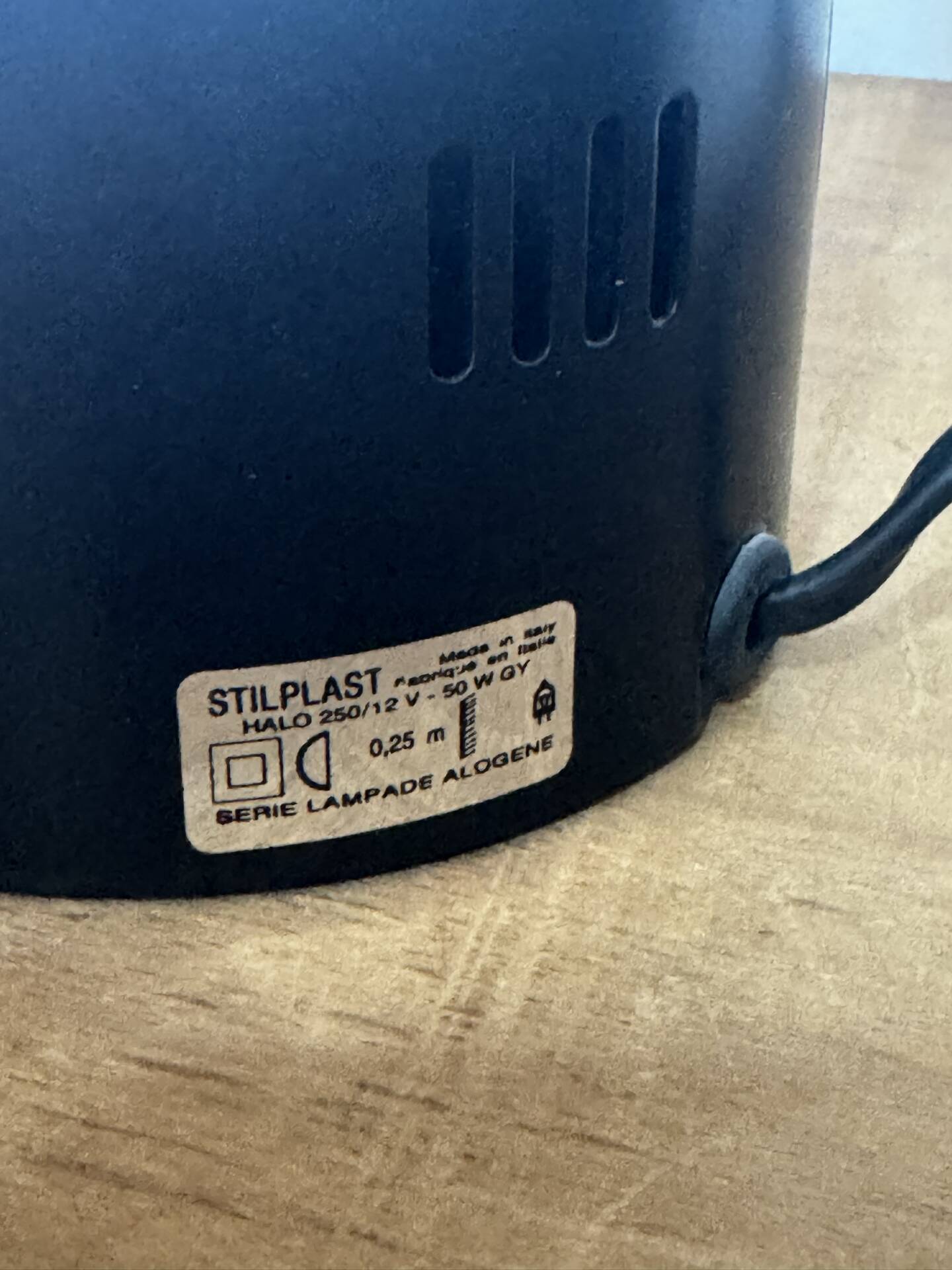 Vintage stilplast halogen desk lamp