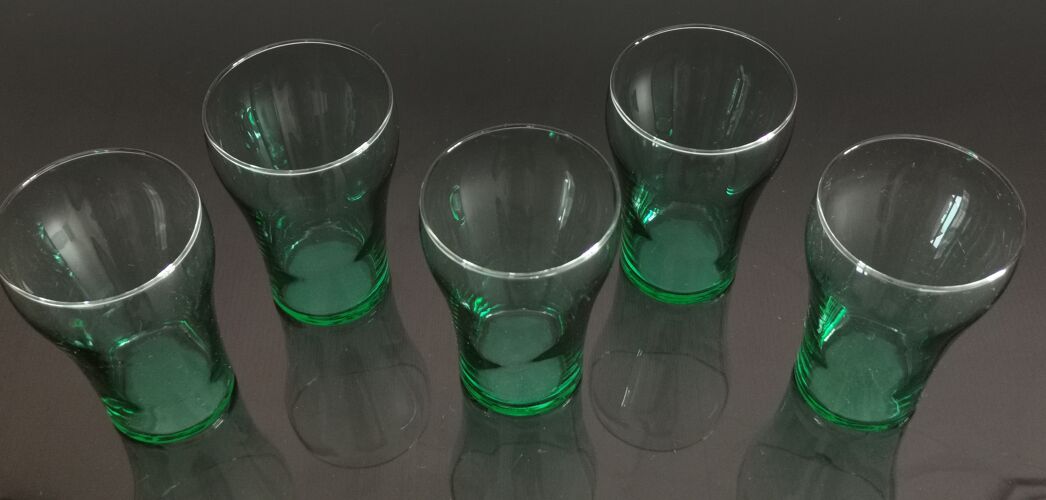 5 anciens verres vintage vert émeraude