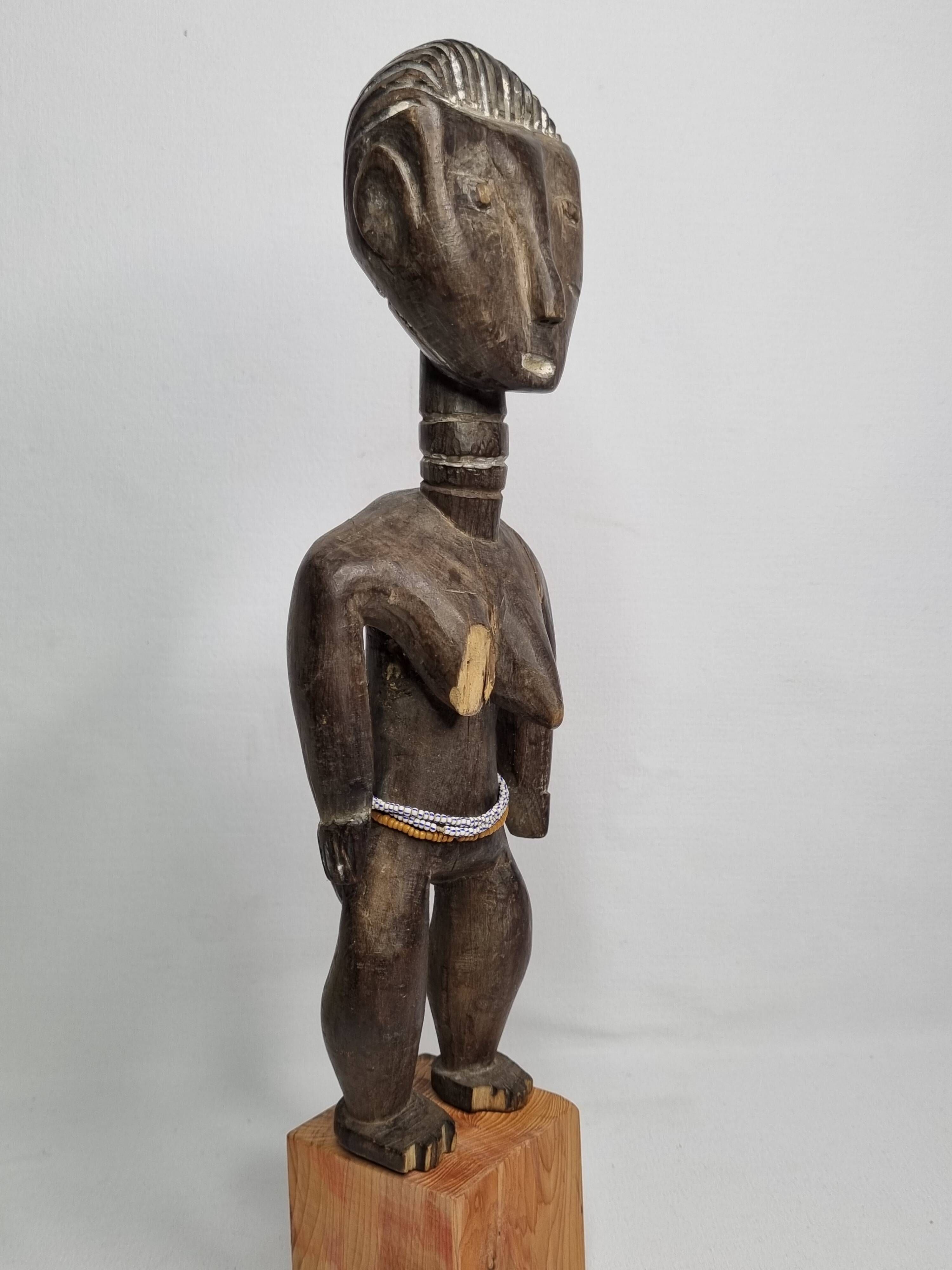 Koulango statuette, tribal art, Ivory Coast, carved wood, late 20th century