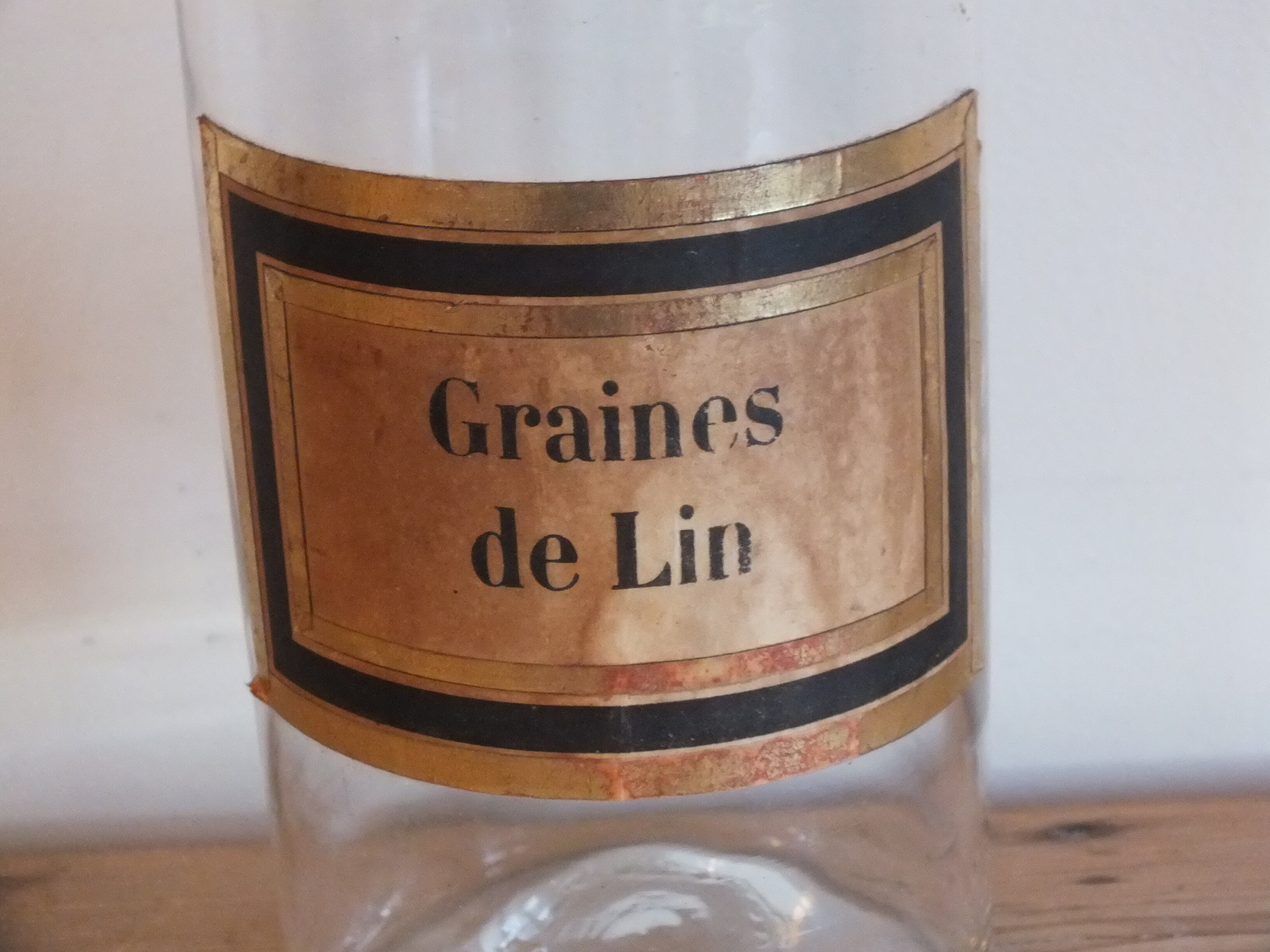 Old medicine jar - glass apothecary: Flax seeds