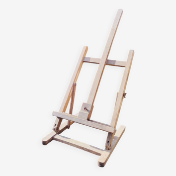 painter's wooden easel