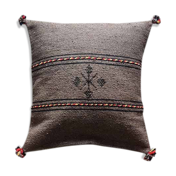 Brown Berber cushion with cotton pompom