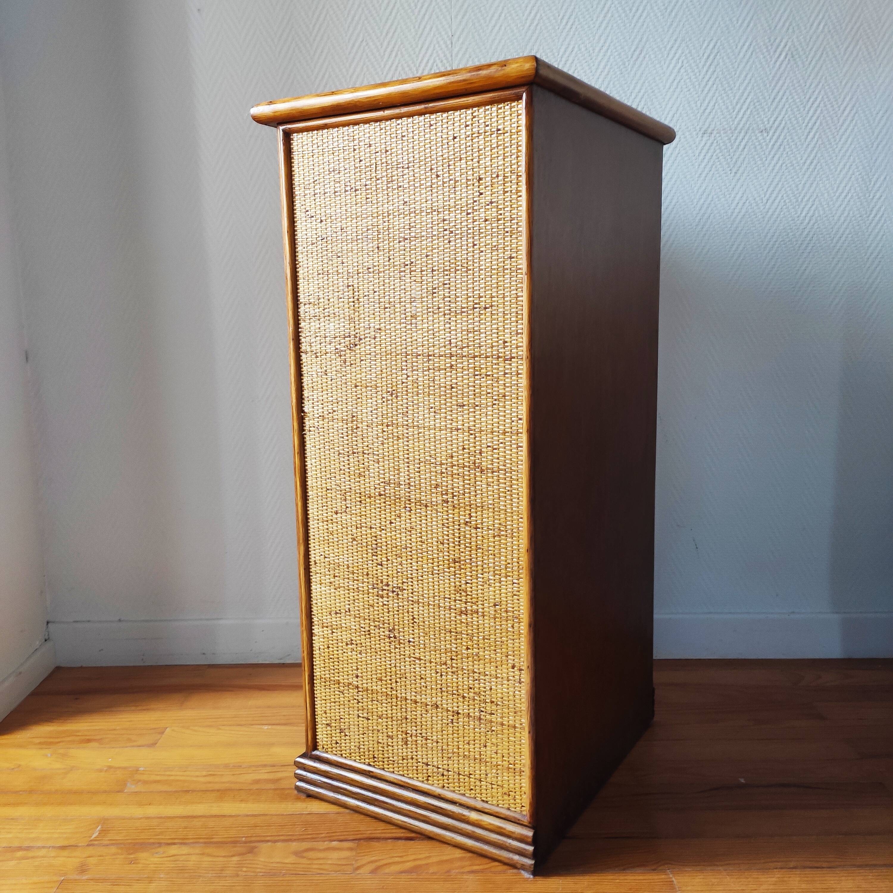 Vintage wicker and rattan chest of drawers
