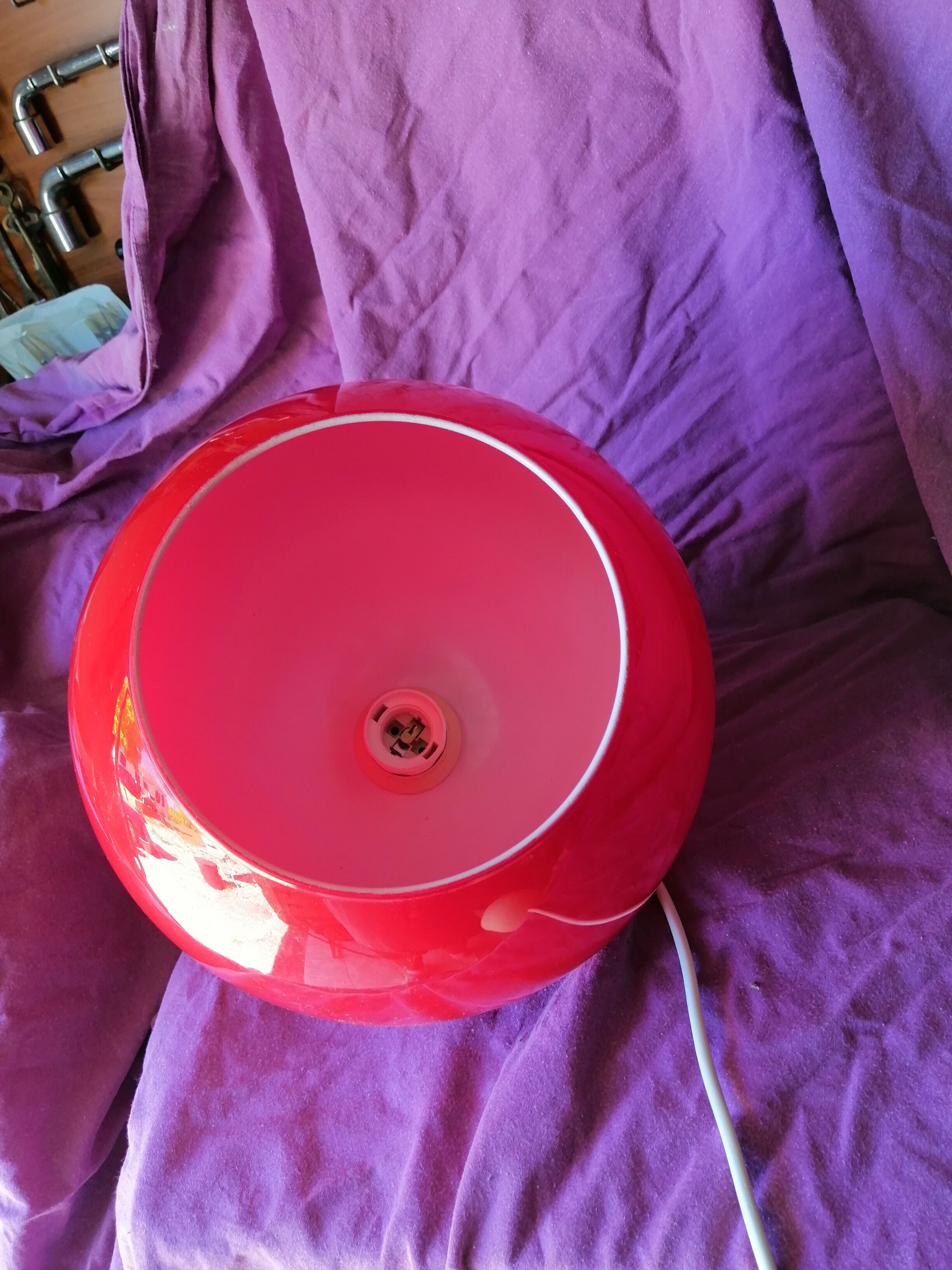 Vintage red suspension