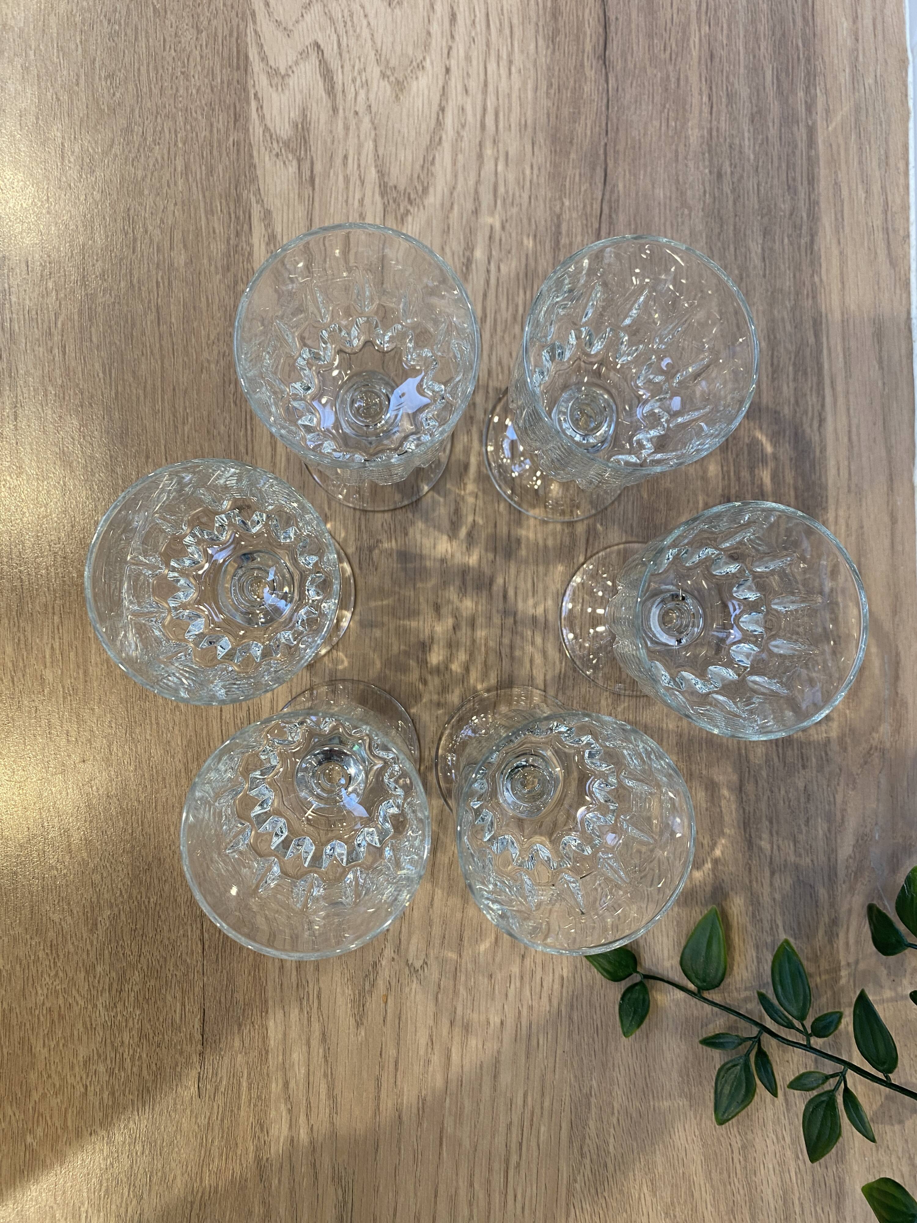 Set of 6 Luminarc Lance white wine glasses
