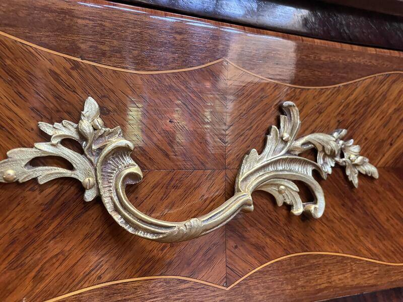 Louis XV style marquetry chest of drawers