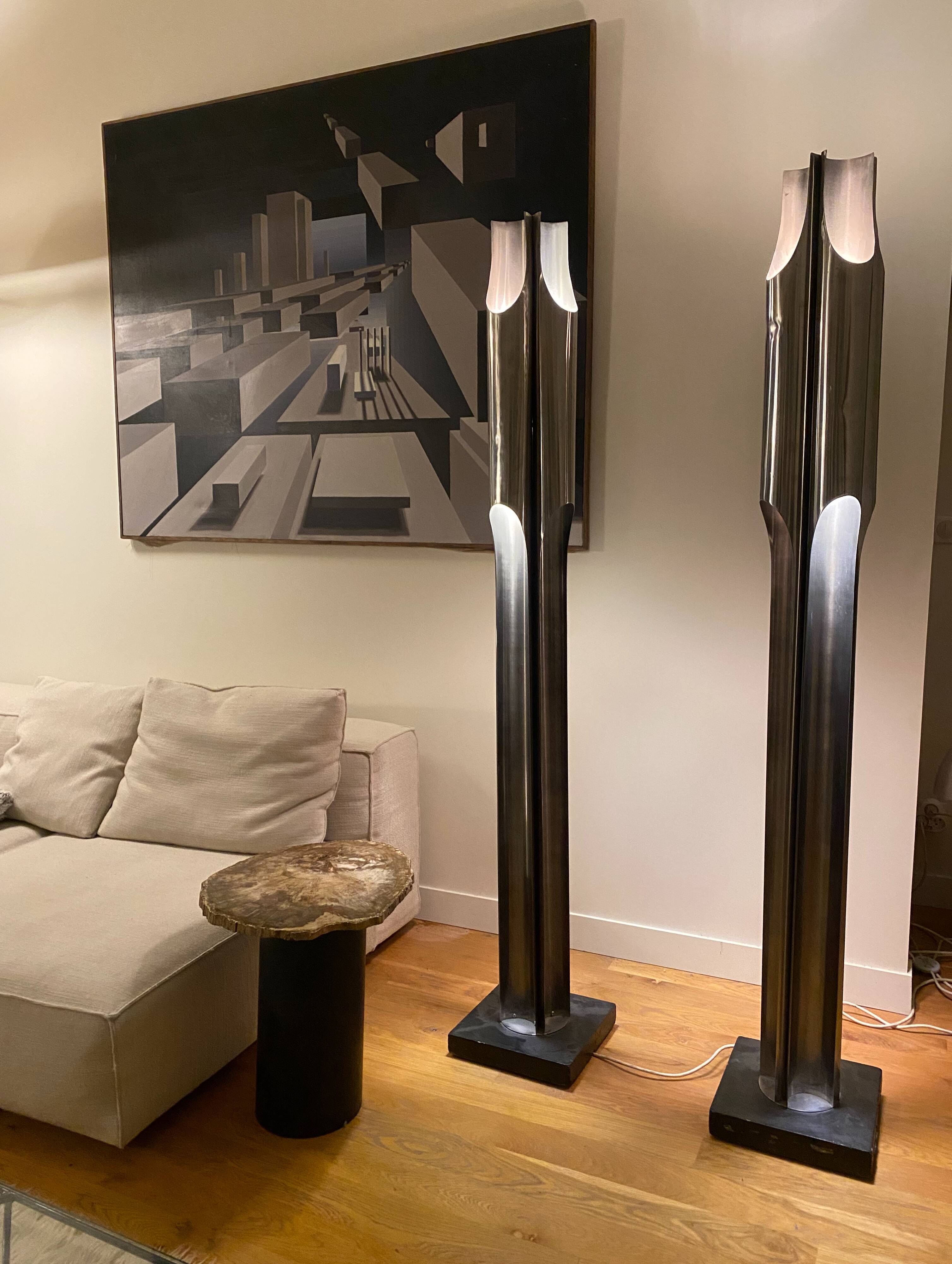Paire de lampadaires orgues de la maison charles