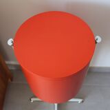 Vintage hairdresser orange year 60