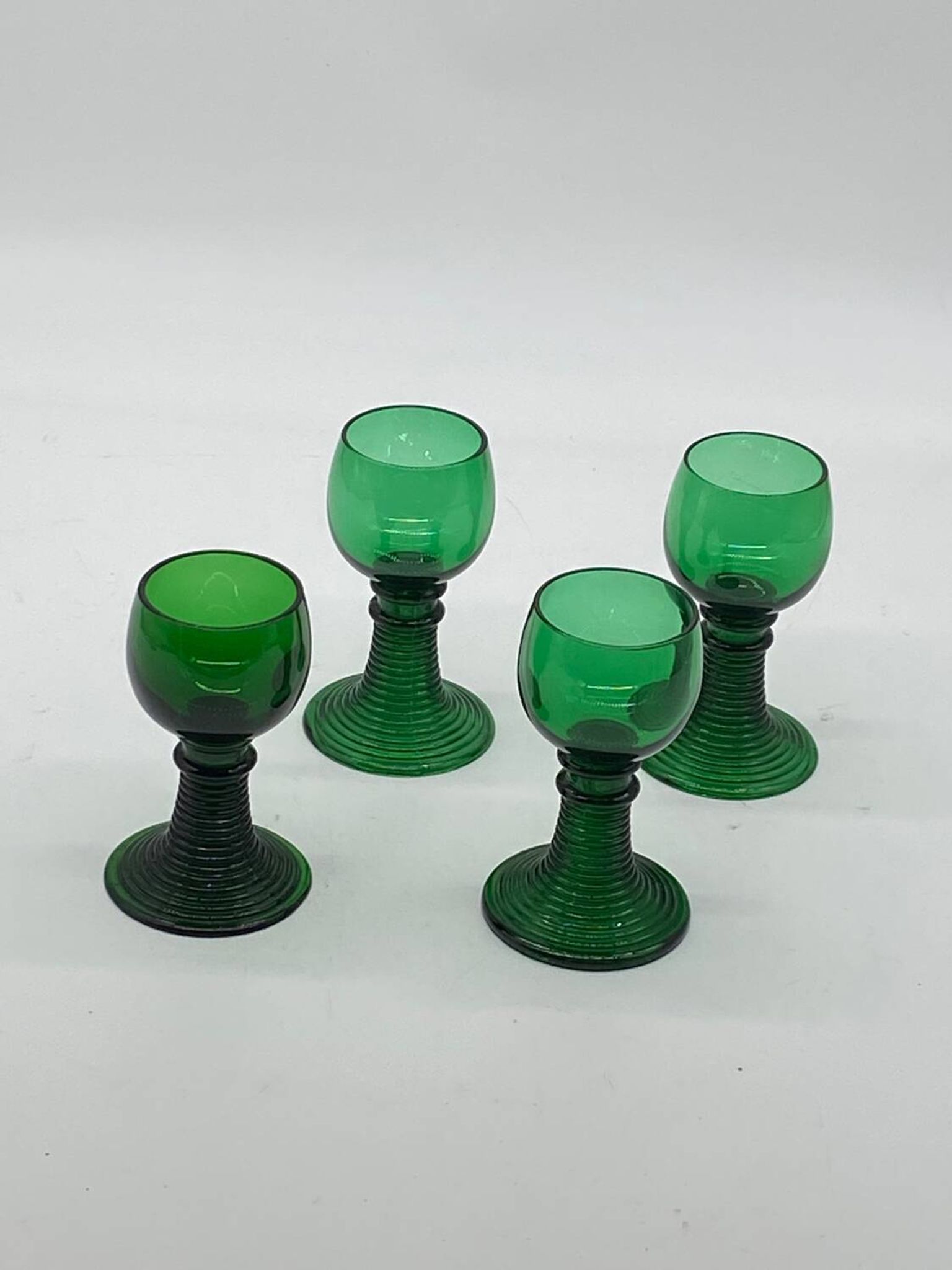 Set of 4 Roemer glasses / Rhine region, green, old, vintage