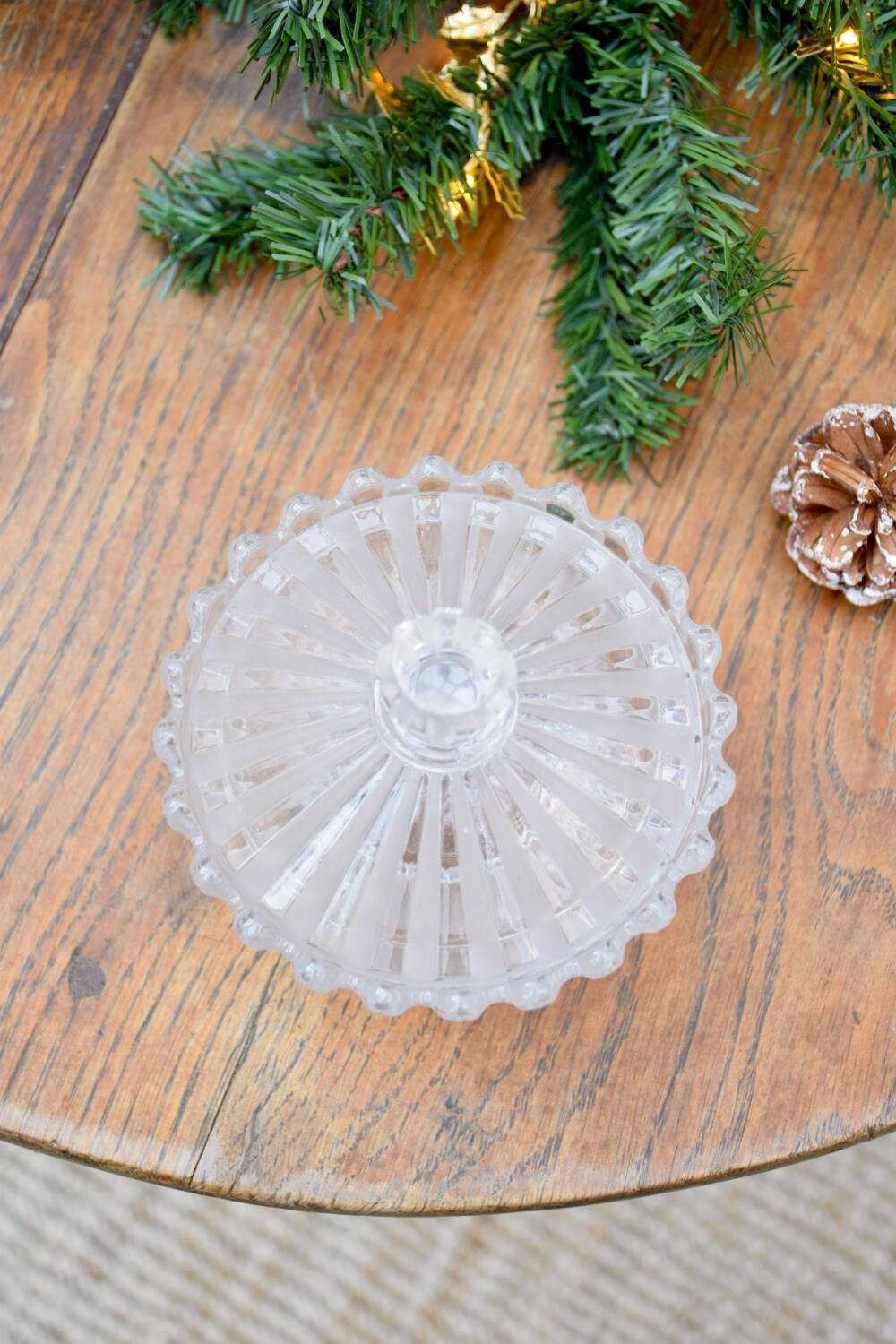 Baccarat sugar bowl, "alternating ribs" model