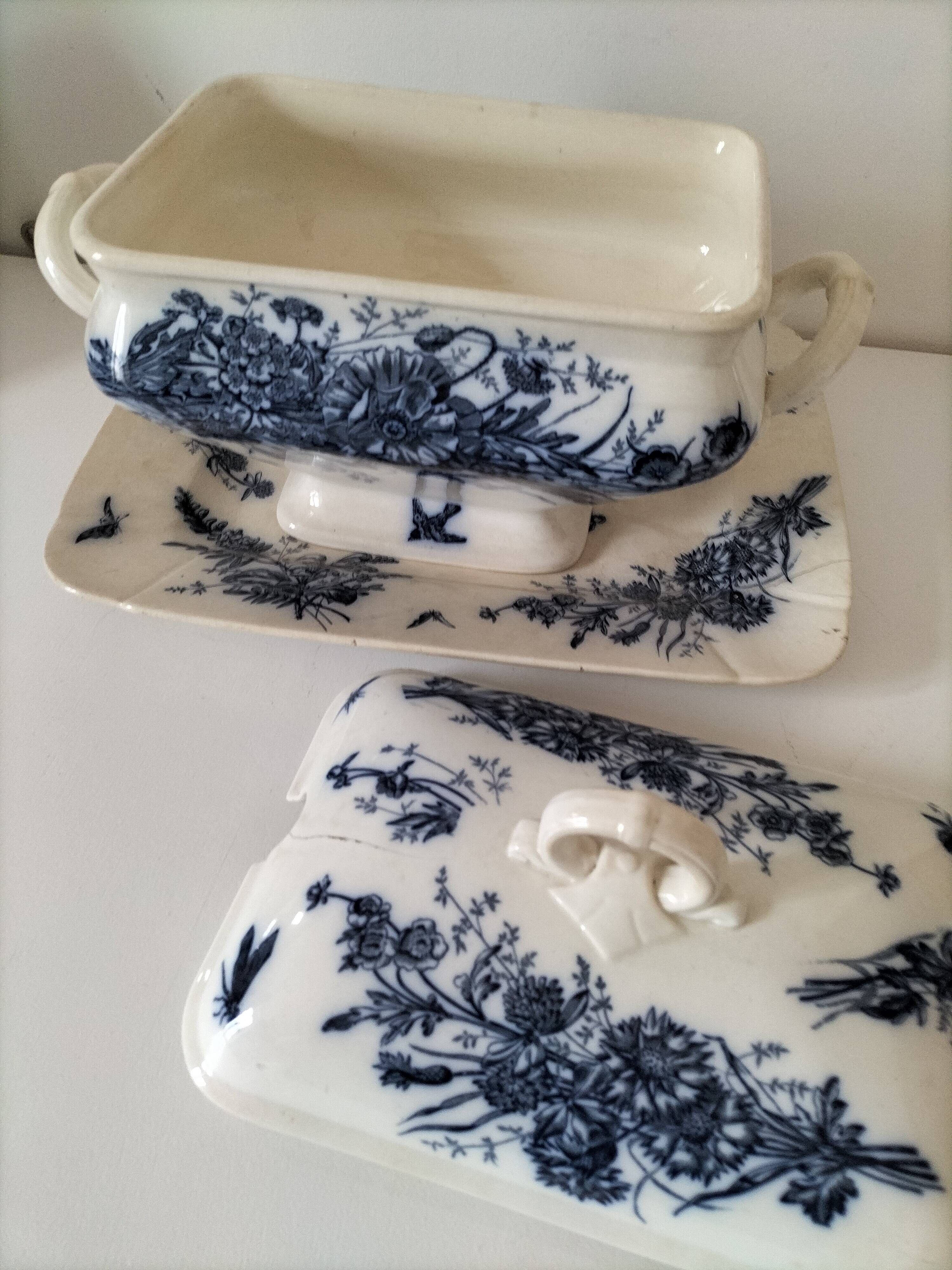 Antique set of rectangular dish and soup tureen – Mouzin-Lecat & Cie