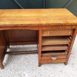 Oak desk with a sliding curtain
