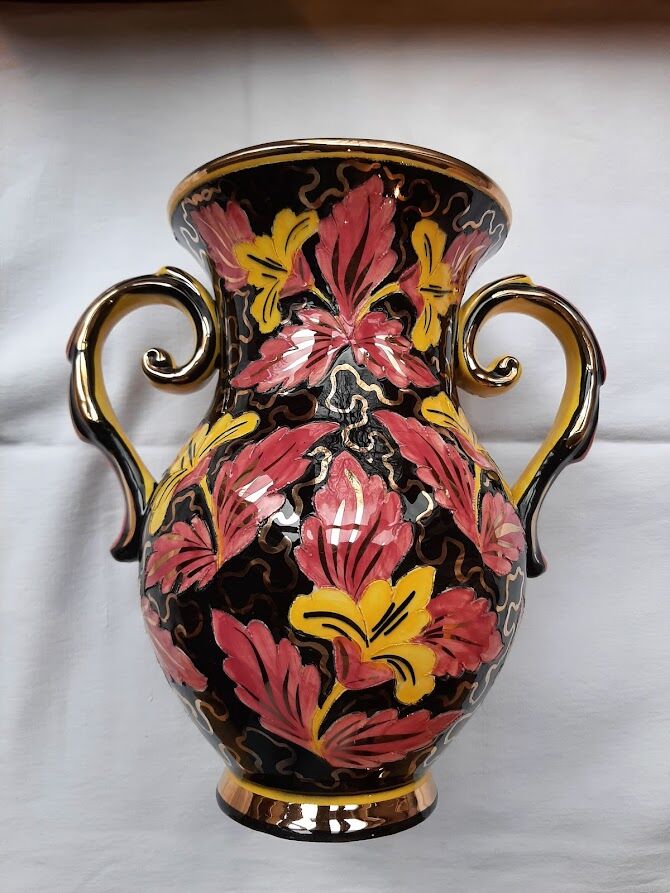 Monaco ceramic vase from Cerart establishments