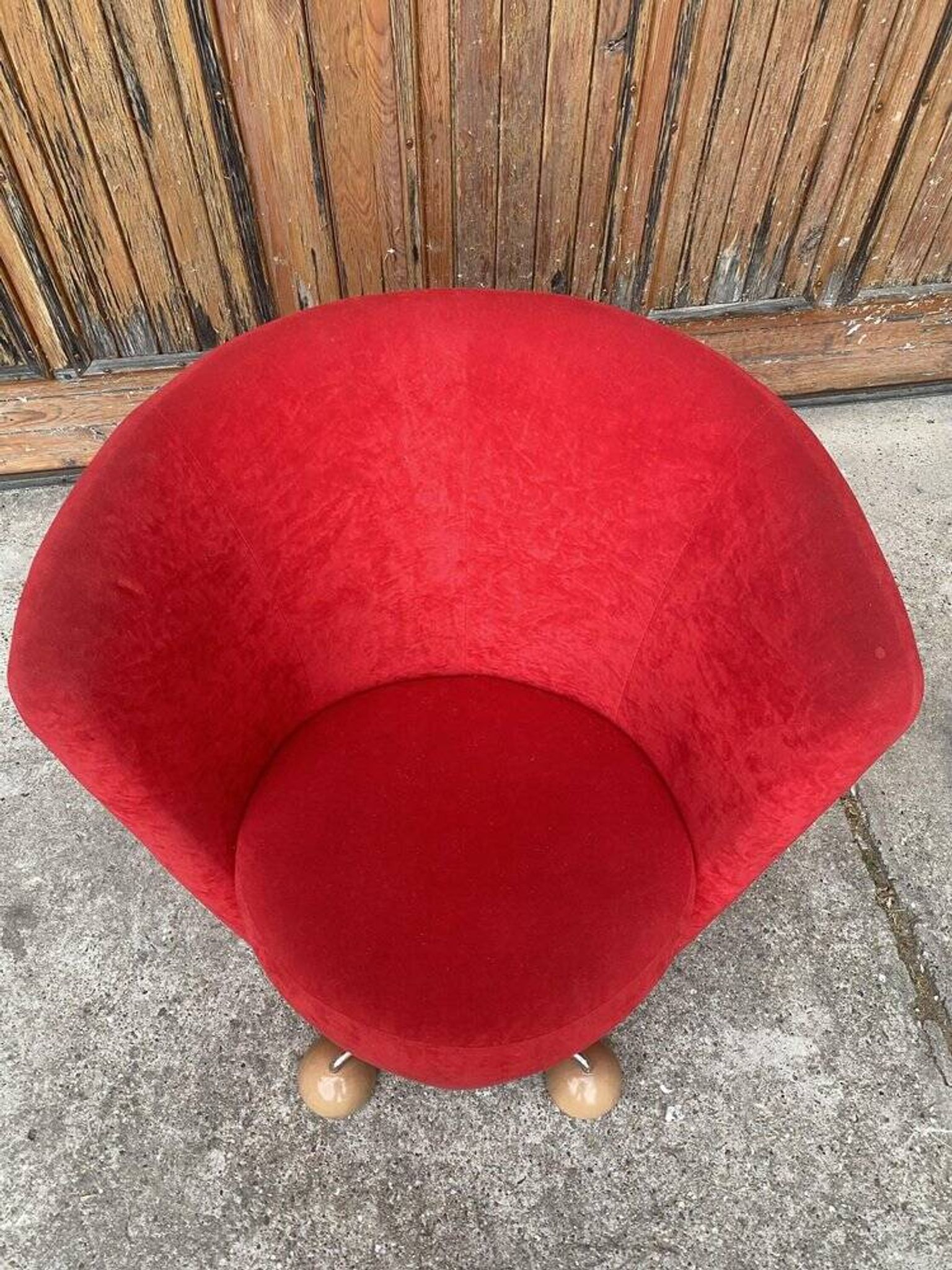 Vintage red cocktail chair in fabric, light wood ball feet - 1950s