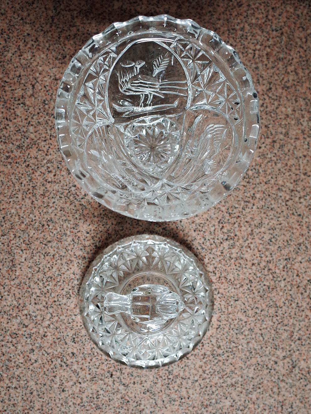 Baguier / Small chissed crystal box